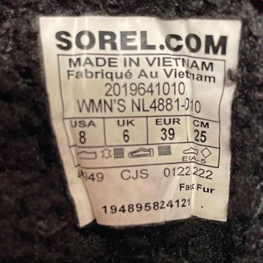 SOREL Women's Explorer II Drift Waterproof Boot Black Suede Chukka Everyday